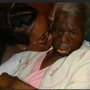 Meet your Posher, Twila